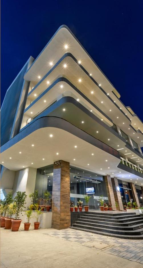Afc Hotel インドール エクステリア 写真
